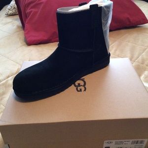 Ugg Classic Unlined Mini Perf